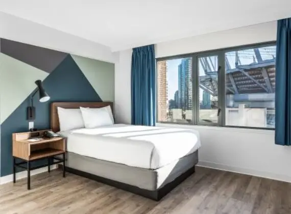 Queen rooms